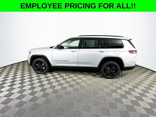2025 Jeep Grand Cherokee L Laredo