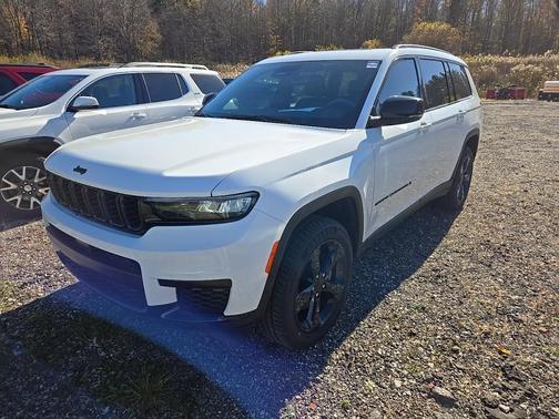 2023 Jeep Grand Cherokee L Laredo