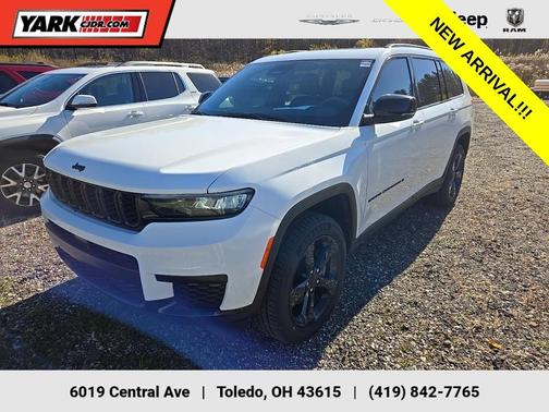 2023 Jeep Grand Cherokee L Laredo