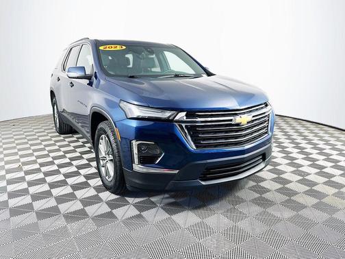 Blue 2023 Chevrolet Traverse LT Cloth