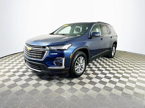 Blue 2023 Chevrolet Traverse LT Cloth
