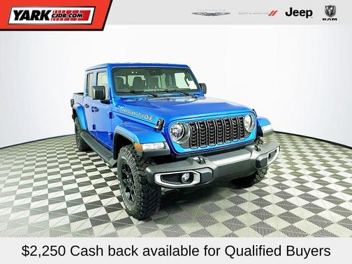 2025 Jeep Gladiator Sport