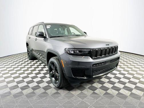 2025 Jeep Grand Cherokee L Laredo