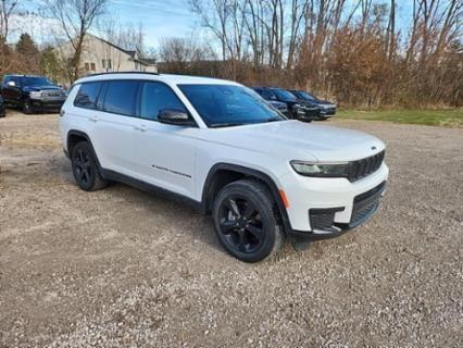 2023 Jeep Grand Cherokee L Laredo