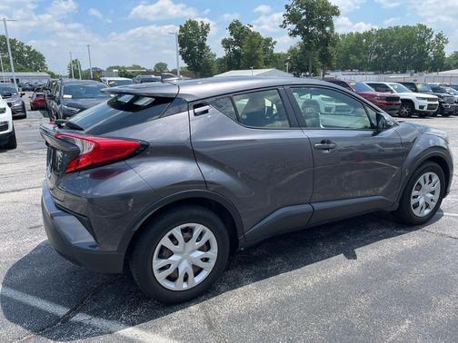 2021 Toyota C-HR XLE