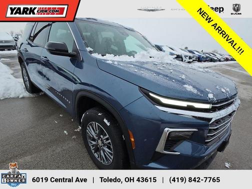 2025 Chevrolet Traverse LT