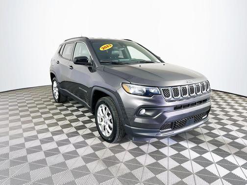 2023 Jeep Compass Latitude Lux