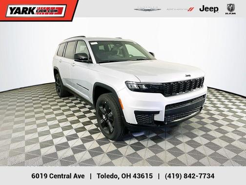 2025 Jeep Grand Cherokee L Laredo