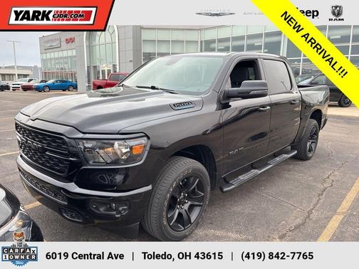 Black 2024 RAM 1500 Big Horn/Lone Star