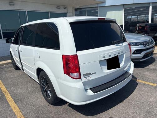 2015 Dodge Grand Caravan AVP/SE