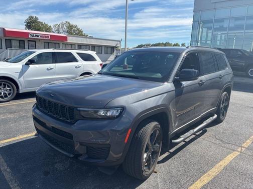2023 Jeep Grand Cherokee L Laredo