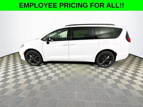 2026 Chrysler Pacifica Limited