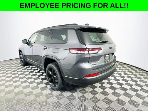 2025 Jeep Grand Cherokee L Laredo