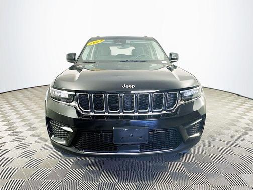 Black 2023 Jeep Grand Cherokee Laredo