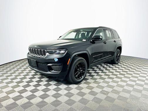 Black 2023 Jeep Grand Cherokee Laredo