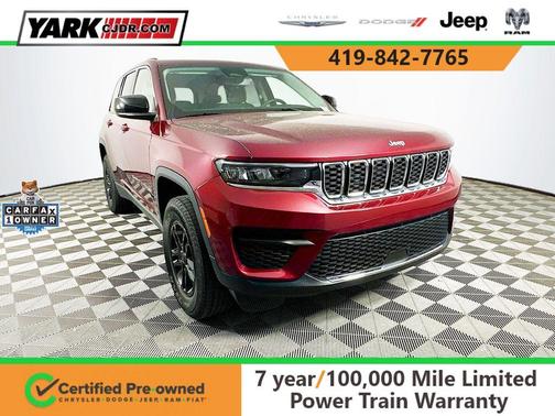 Red 2023 Jeep Grand Cherokee Laredo