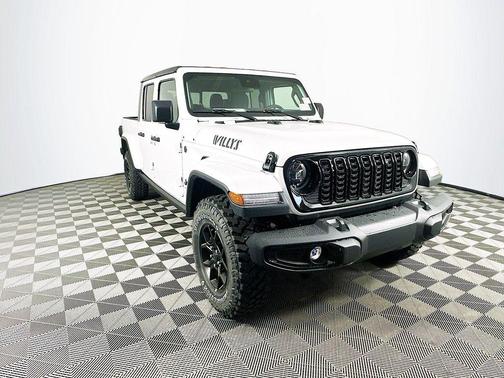 2025 Jeep Gladiator Sport
