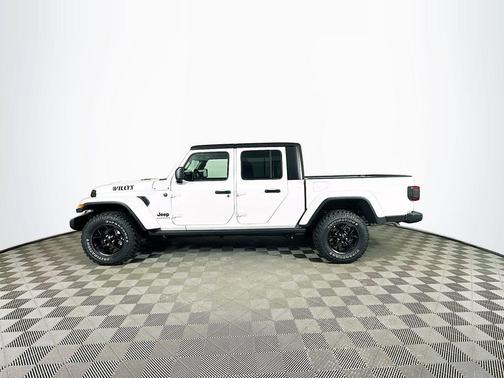2025 Jeep Gladiator Sport