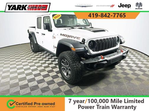 White 2025 Jeep Gladiator Mojave