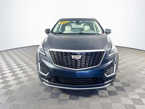 Green 2022 Cadillac XT5 Premium Luxury