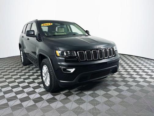 2022 Jeep Grand Cherokee WK Laredo