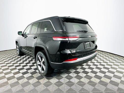 Black 2026 Jeep Grand Cherokee Limited