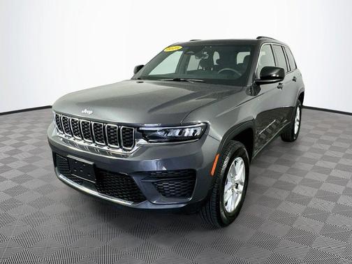 Gray 2025 Jeep Grand Cherokee Laredo X
