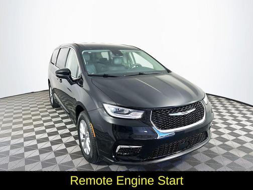 2023 Chrysler Pacifica Touring-L