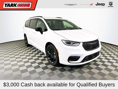 2026 Chrysler Pacifica Select