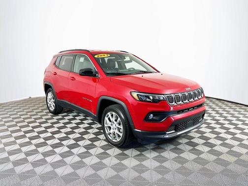 2023 Jeep Compass Latitude Lux