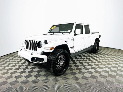 2022 Jeep Gladiator Overland