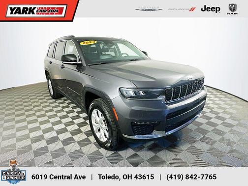 Gray 2023 Jeep Grand Cherokee L Limited
