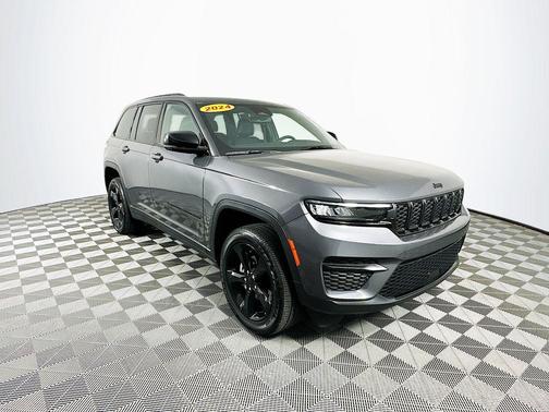 2024 Jeep Grand Cherokee Laredo