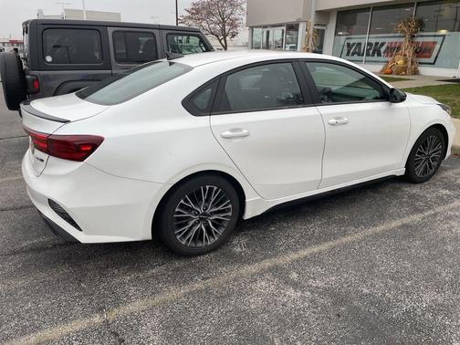 2022 Kia Forte GT-Line