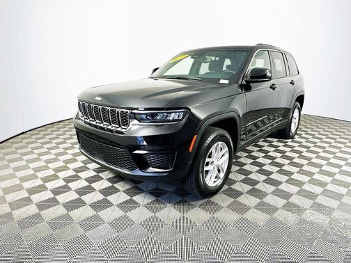 2024 Jeep Grand Cherokee Laredo X