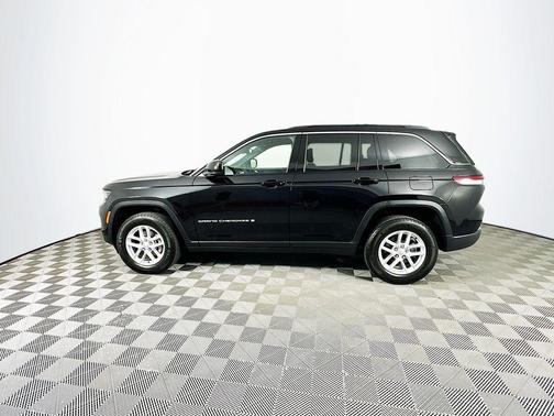 2024 Jeep Grand Cherokee Laredo X