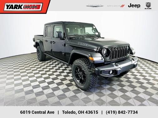 2025 Jeep Gladiator Sport
