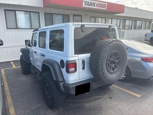 2022 Jeep Wrangler Unlimited Sport