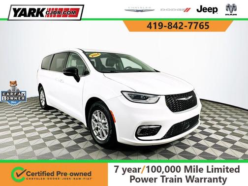 2024 Chrysler Pacifica Touring-L