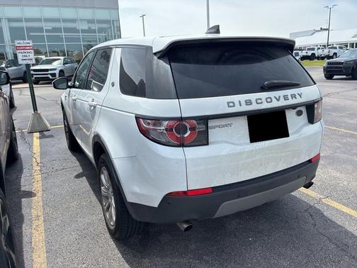 Fuji White 2019 Land Rover Discovery Sport SE