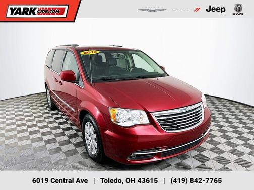 2013 Chrysler Town & Country Touring