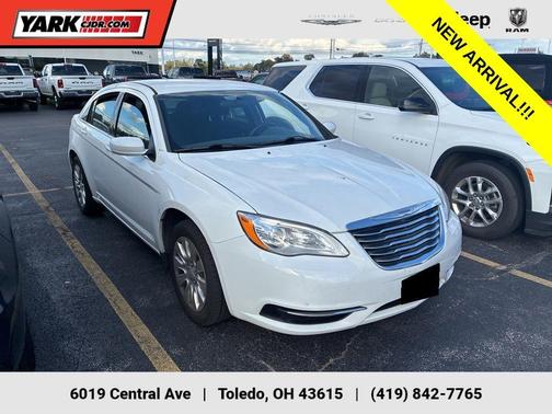 2014 Chrysler 200 LX