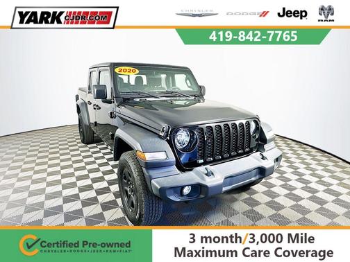 Black 2020 Jeep Gladiator Sport