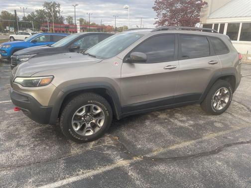 2019 Jeep Cherokee Trailhawk