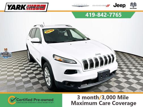 White 2016 Jeep Cherokee Latitude