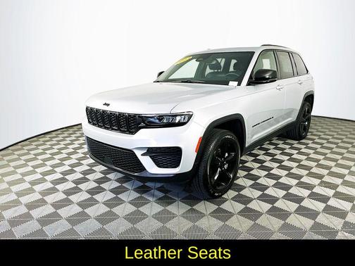 2023 Jeep Grand Cherokee Altitude