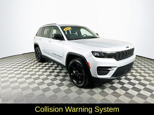 2023 Jeep Grand Cherokee Altitude