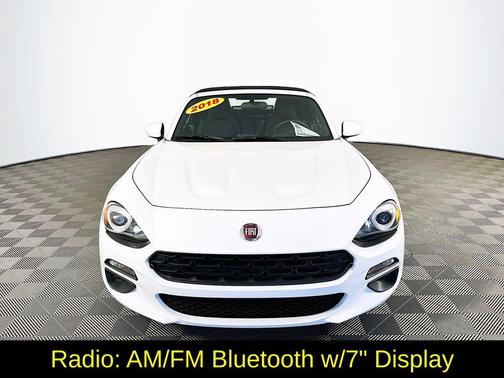 White 2018 FIAT 124 Spider Classica