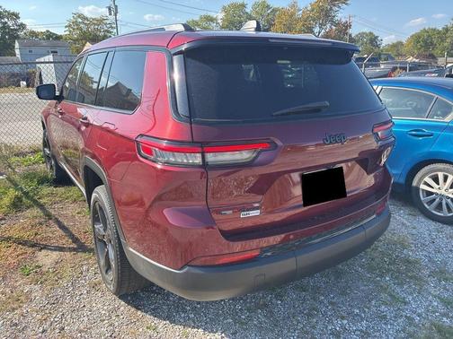 2021 Jeep Grand Cherokee L Laredo