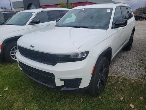 2023 Jeep Grand Cherokee L Laredo